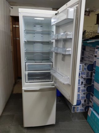 Nevera Samsung combi A+ 200x60cm con garantia