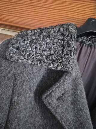 Abrigo gris marengo hecho a mano