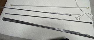 6 Barras Cortina Metal Plata y una blanca