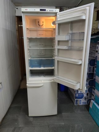 Nevera Bosch Combi clase A 200x60cm con garantia
