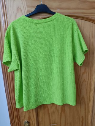 Camiseta elástica verde talla 50/5XL