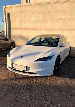 Tesla Model 3 2026