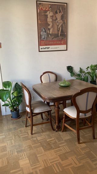 Comedor Juego de 4 sillas vintage restauradas