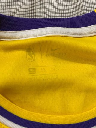 Camiseta Lakers James #23 Nike NBA XL Niño