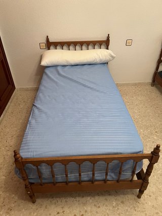 2 Camas 90cm con Somier Madera