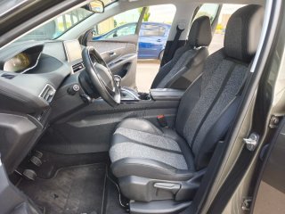 Peugeot 3008 Allure 1.2 130 CV