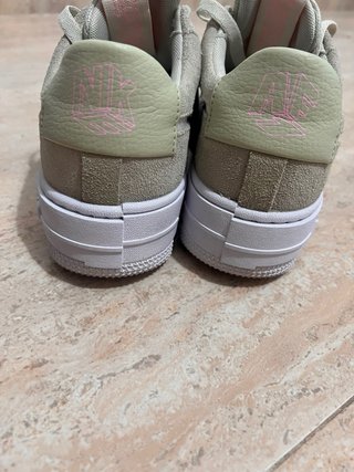 Nike Air Force 1 Pixel Beige