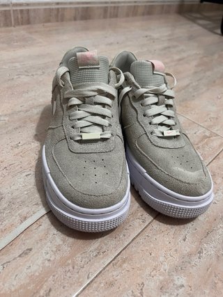 Nike Air Force 1 Pixel Beige