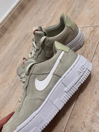 Nike Air Force 1 Pixel Beige