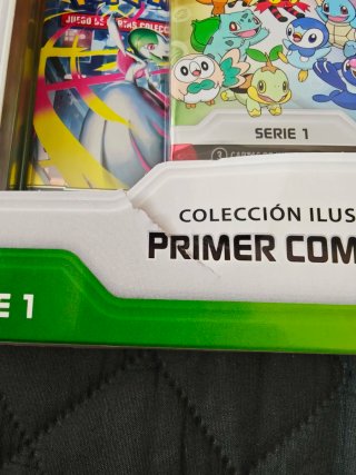 Caja Pokémon TCG Serie 1 Primer Compañero