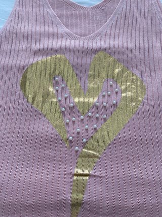Camiseta sin mangas rosa