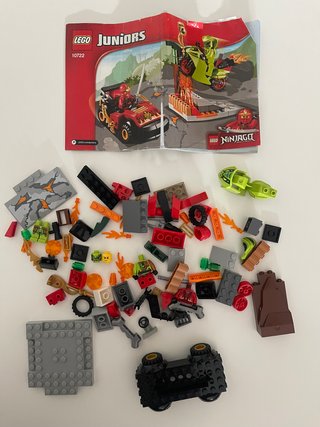 LEGO Juniors 10722 Ninjago Cara a Cara Serpiente