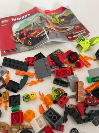 LEGO Juniors 10722 Ninjago Cara a Cara Serpiente