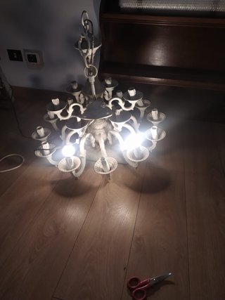 Lampadario 16 portalampade antico