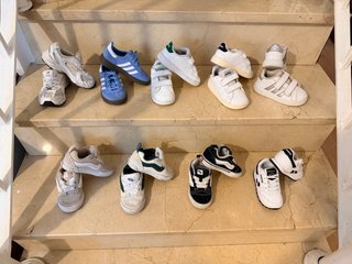 Zapatillas deportivas niño azul y blanco