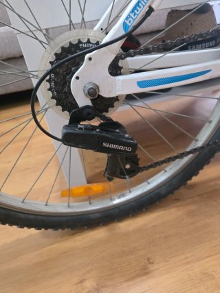 Bicicleta MT Rockrider Blanca y Azul
