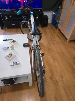 Bicicleta MT Rockrider Blanca y Azul