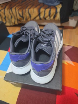 Zapatillas Adidas Gris/Blanco Talla 43.5