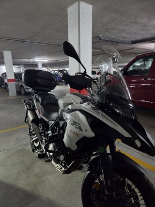 Benelli TKR 502X Blanca