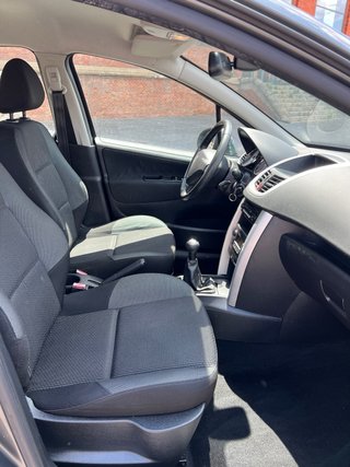 Peugeot 207 2012