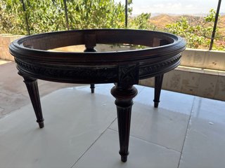 madera noble muy antigua (como caoba o nogal del