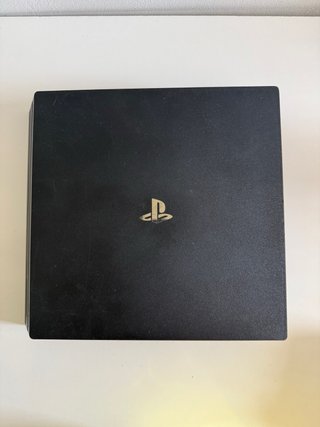 PS4 Pro 1TB + 3 Controller + Giochi