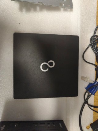 Fujitsu Mini PC Q556