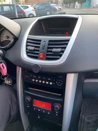 Peugeot 207 1.6 hdi