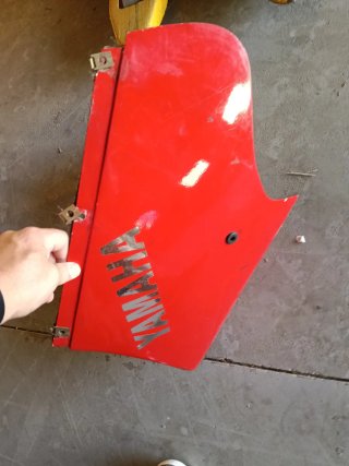 Quilla Yamaha RD 350 Roja