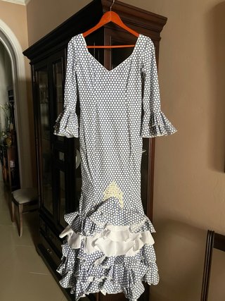 Traje de flamenca lunares