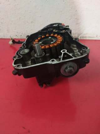Tapa alternador Kymco Super Dink 125
