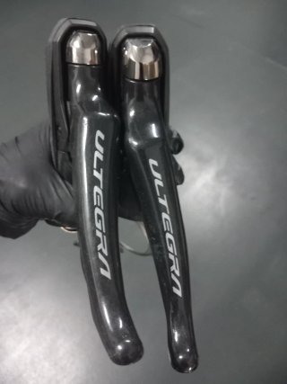 Manetas Shimano Ultegra 11v mecánico