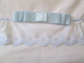 Set di biancheria per culla con ricami