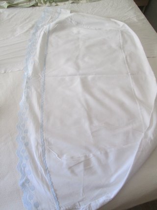 Set di biancheria per culla con ricami