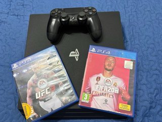 PS4 (PlayStation 4) Negra