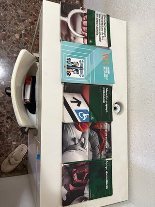 5 libros de el grado medio 1ºTAPSD