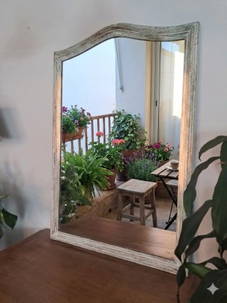 Gran espejo antiguo