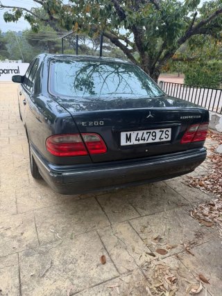 Mercedes-Benz Clase E 2000