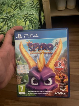 God of War,spyro,pes2020 lite