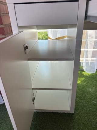 Escritorio blanco IKEA