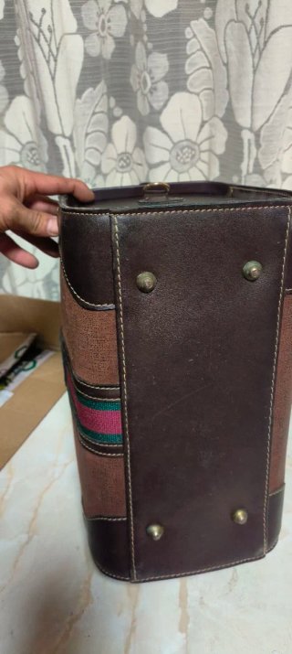 Maleta vintage marrón años 60