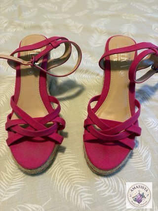 Alpargatas cuña  fucsia talla 36