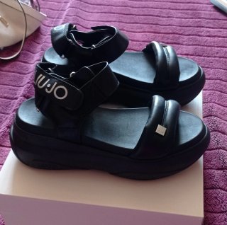 Sandalias Liu Jo Negras Plataforma
