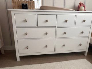 Cómoda Hemnes IKEA 8 cajones blanca