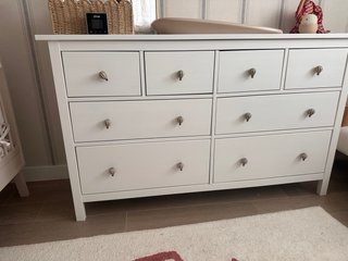Cómoda Hemnes IKEA 8 cajones blanca