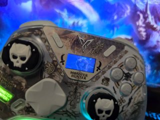 Mando Flydigi Apex 5 Elite Monster Hunter