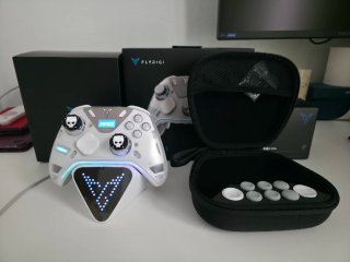 Mando Flydigi Apex 5 Elite Monster Hunter