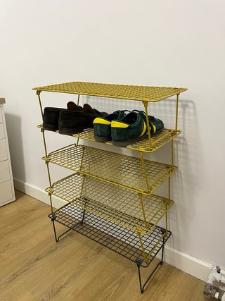 Estante Zapatero Metálico Amarillo y Negro