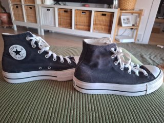 Converse plataforma negras talla 40