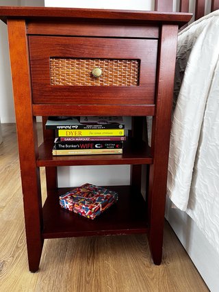 Dormitorio completo: cabecero y 2 mesitas